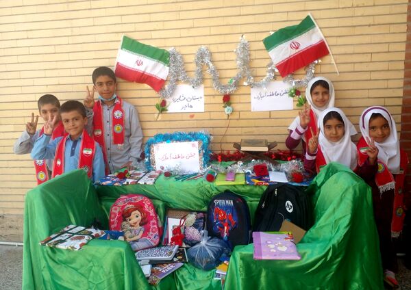 برگزاری جشن عاطفه‌ها در مدارس عشایری استان کرمان 