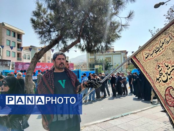 پیاده‌روی جاماندگان اربعین حسینی از مصلی تا میدان شهدای کرج