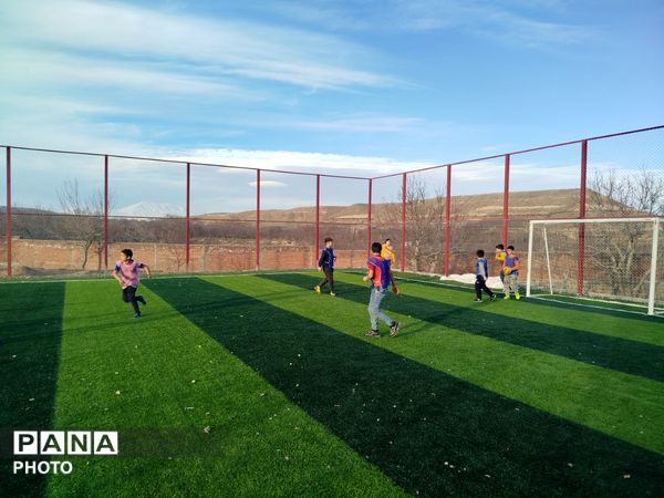 افتتاح زمین چمن مصنوعی اردوگاه المهدی (عج) مراغه