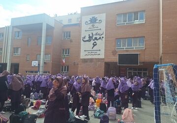 حضور دانش‌آموزان در مدارس بعد از حمله هوایی اسرائیل متجاوز 