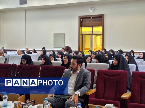 اجلاس تخصصی مدیران مدارس ابتدایی ناحیه ۶ مشهد