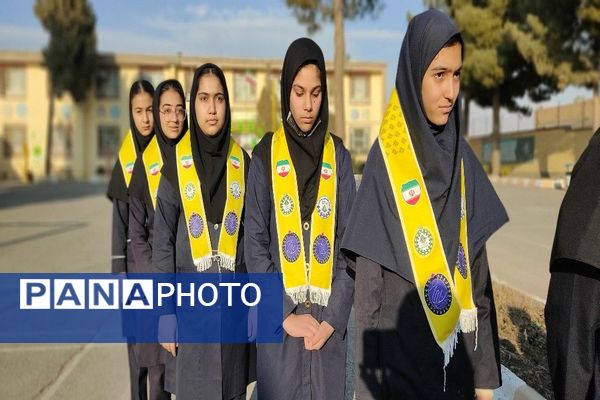 اجلاس استانی ویژه مدیران دبیرستان‌های نمونه دولتی و شبانه‌روزی استان خراسان رضوی در دبیرستان دخترانه شهید مجید دهنوی