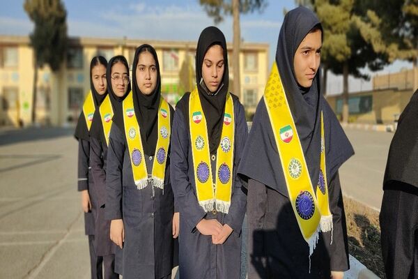 اجلاس استانی ویژه مدیران دبیرستان‌های نمونه دولتی و شبانه‌روزی استان خراسان رضوی در دبیرستان دخترانه شهید مجید دهنوی