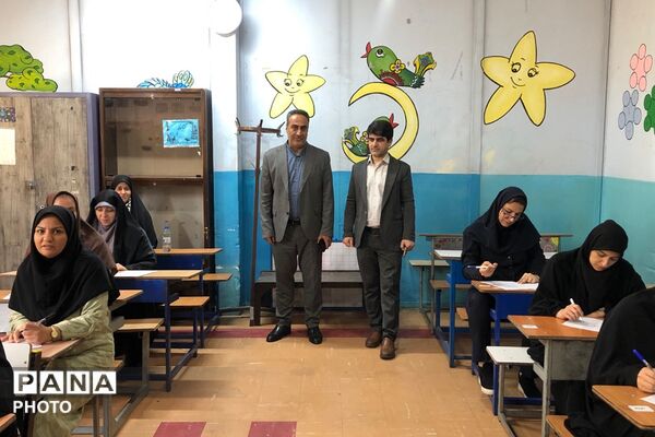 برپایی آزمون کتبی «رویداد تا اوج» در دبستان راهیان نور ناحیه دو شهرری 