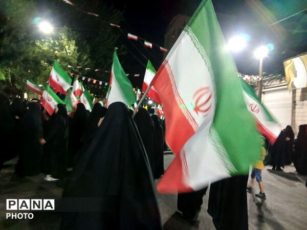 صدمین شب پایداری و ایستادگی مردم پای ایران اسلامی 
