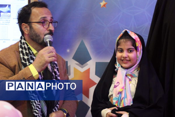  حال هوای غرفه وزارت آموزش و پرورش در سی و دومین نمایشگاه بین‌المللی قرآن کریم 