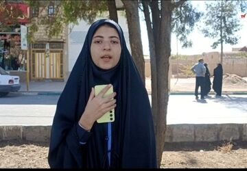 روایت دانش‌اموزخبرنگار پانا مهریز از راهپیمایی روز دانش‌آموز