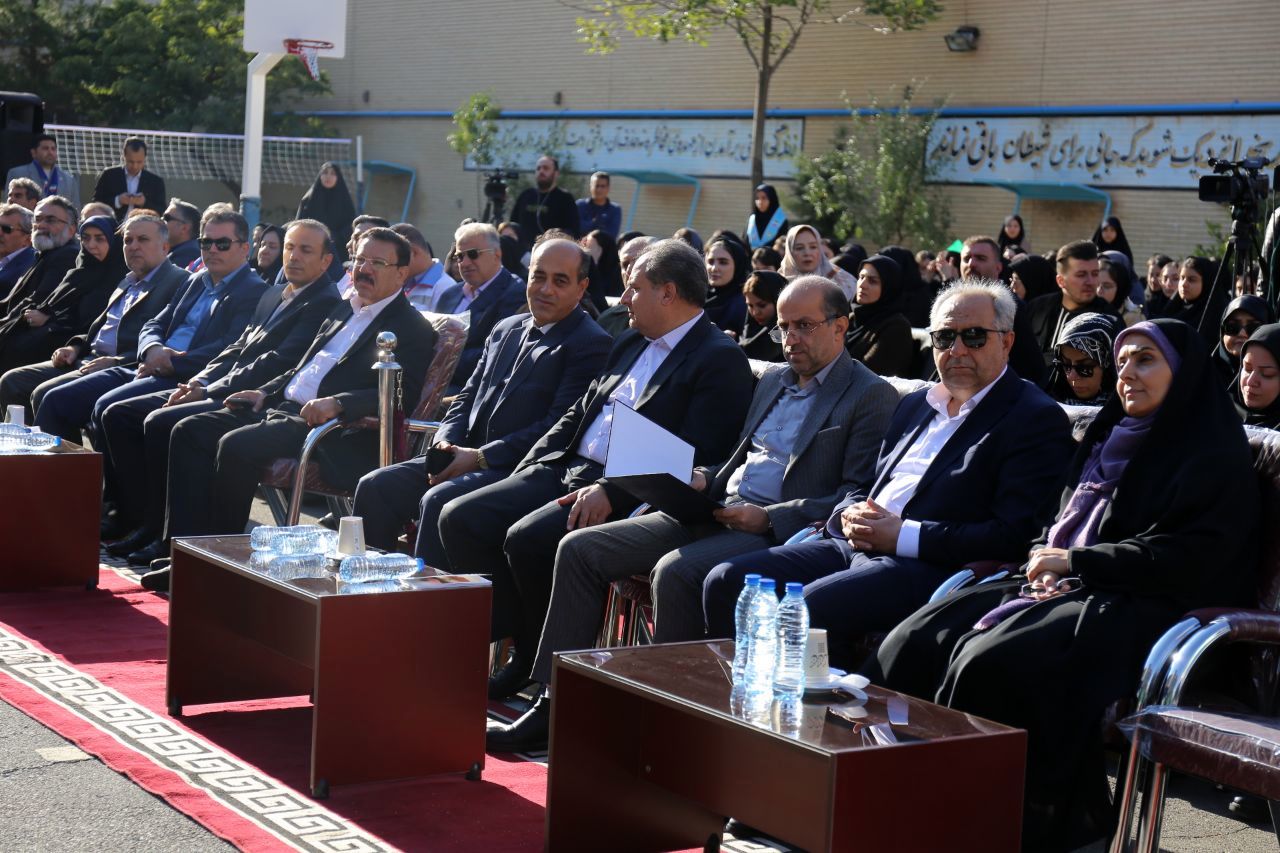 زنگ آغاز سال تحصیلی جدید در تبریز 