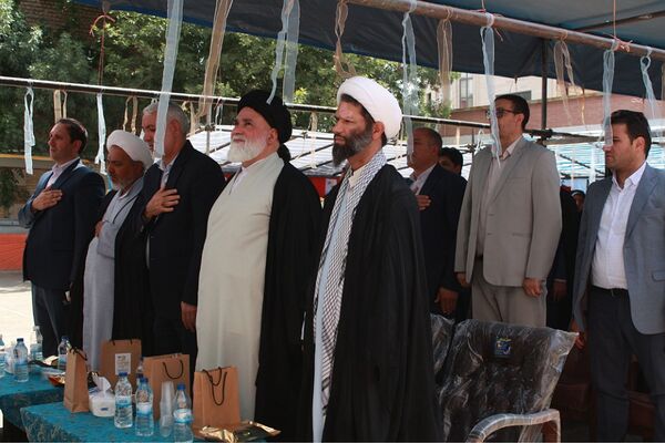 افتتاح نخستین جشنواره تن‌پوش نور، نمایشگاه مُد و لباس ایرانی اسلامی در شهرستان بهارستان 