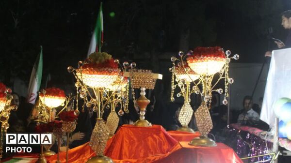 عقد سه زوج جوان در دل راهپیمایی مردمی، آغاز  زندگی مشترک با عطر همدلی و اتحاد