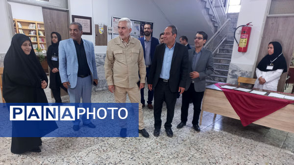 مسابقات علمی علوم تجربی در پژوهش سرای رازی مشهد 