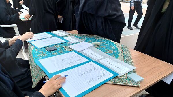 اولین مجمع عمومی اولیا و مربیان در دبیرستان شاهد ارض اقدس 