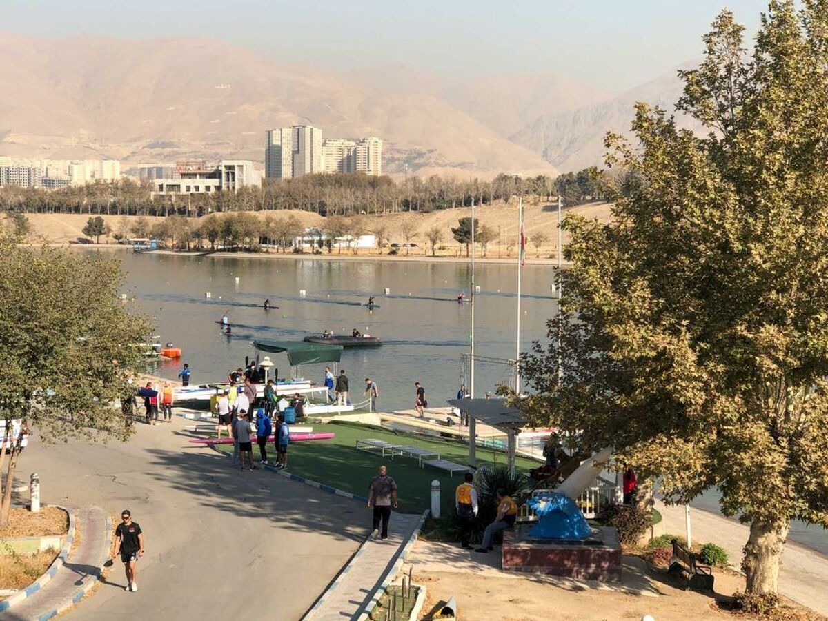 آغاز رقابت‌های آب‌های آرام قهرمانی کشور در دریاچه آزادی