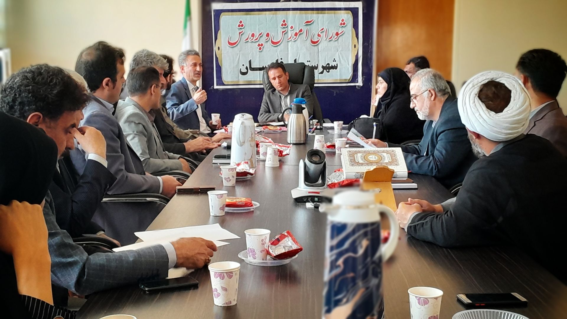 اولین جلسه شورای آموزش‌ و پرورش فارسان در سال ۱۴۰۴