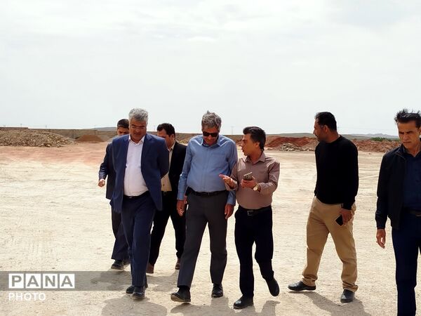 بازدید فرماندار  از شرکت زرین‌فلز کاشمر