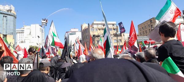 وعده گاه عاشقی در ظهر داغ مشهد 