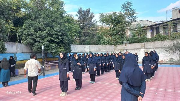 آموزش رژه نظامی برای دختران فاطمی