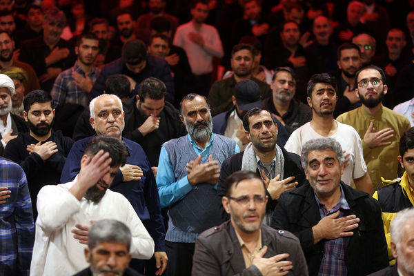 مراسم عزاداری سالروز وفات حضرت زینب در حرم بانوی کرامت