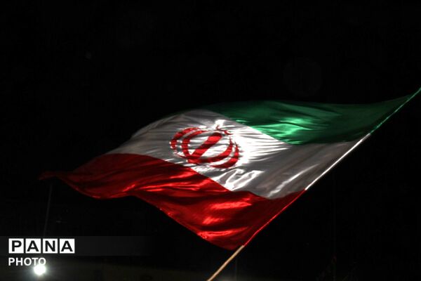 پاتوق نوجوان های مبارز
