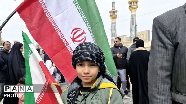 خروش مردمان مشهدی در راهپیمایی حماسی روز قدس 