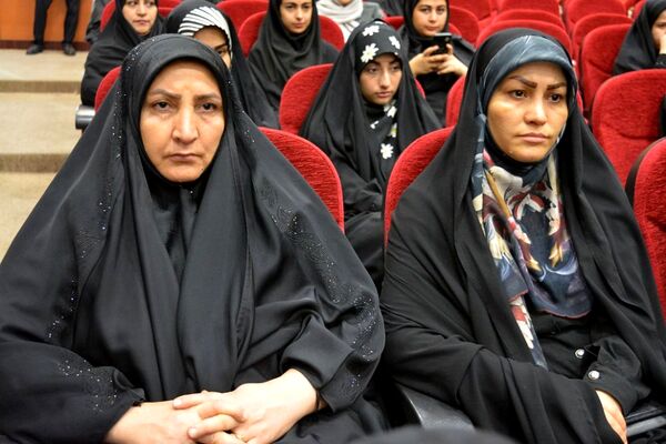 مرحله دوم اعزام دانش‌آموزان دختر بهارستانی به سرزمین نور