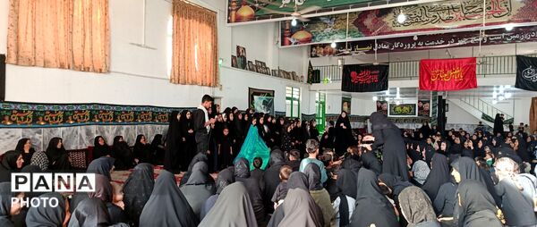 آیین معنوی شیرخوارگان حسینی در شهرستان فیض آباد