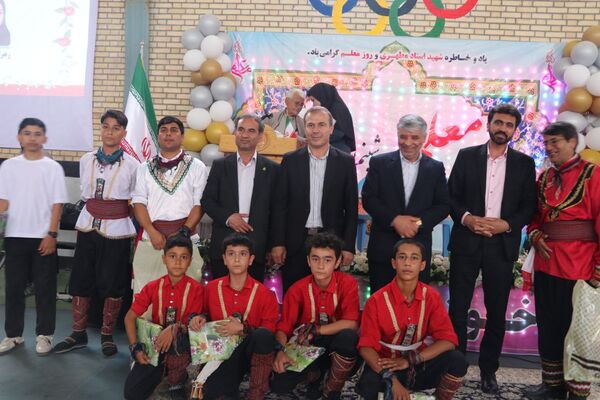جشن گرامیداشت مقام معلم در شهرستان سملقان