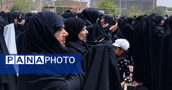 برگزاری نماز ظهر عاشورا در خلیل آباد 