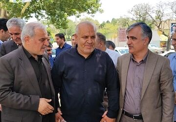 بازدید فرماندار سنندج و مدیرکل کمیته امداد از موکب‌های خدمت‌رسان به زائران در سنندج