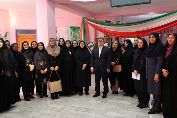 وقتی سیاست‌گذار آموزشی پای نیمکت مدرسه نشست