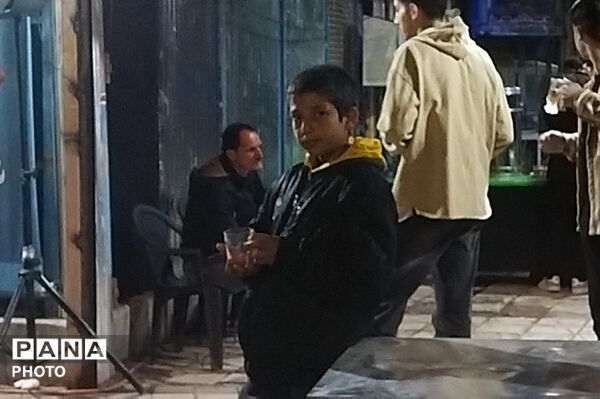 گذری بر چایخانه جوانان مهدوی در هشتمین روز از سال ۱۴۰۵ 