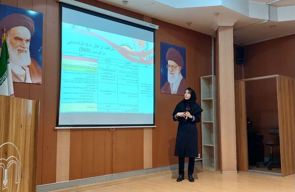 کارگاه توانمندسازی مراقبین و رابطین سلامت مدارس ناحیه۶
