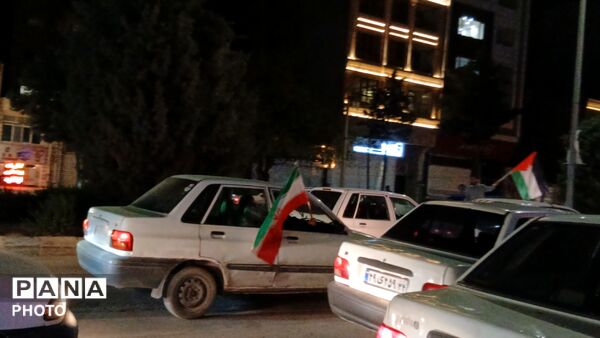 نیشابوری ها همچنان در میدان حاضرند 