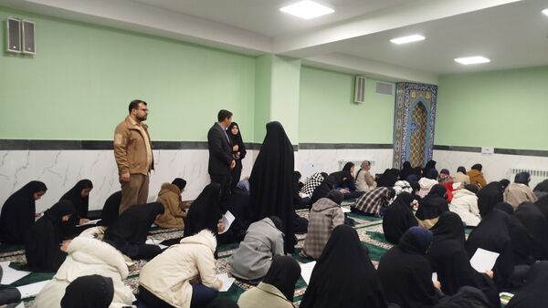 آزمون کتبی مسابقات قرآن و عترت دانش آموزان دخترانه  متوسطه 