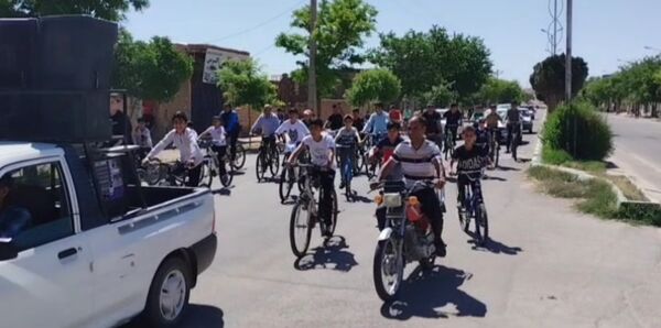 برگزاری همایش دوچرخه‌سواری در شهرستان باخرز 