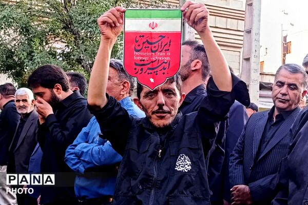 طنین اشک و ماتم در سوگ سالار شهیدان در اسلام آباد غرب