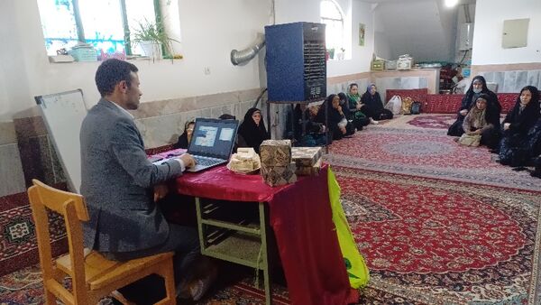 کارگاه تربیت فرزند و فرزندآوری در روستای چلو شیروان