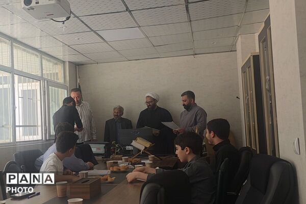 تجلی خدمت‌گزاری دانش‌آموزان بسیجی در موکب «انصار المهدی»