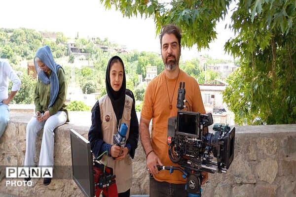 ساخت فیلم سینمایی «دربار» با موضوع ورود رهبر در سال ۱۳۶۵ به شهر بار 