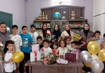 معلم ستون اصلی بنای تمدن