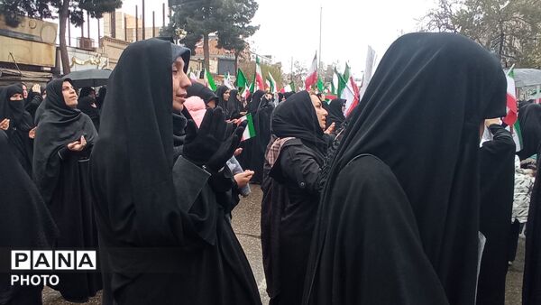 اجتماع بزرگ مردم نیشابور برای بیعت با سومین رهبر جمهوری اسلامی ایران 
