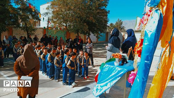 جشن شکوفه‌ ها؛ آغاز یک مسیر تازه برای کلاس اولی‌ ها