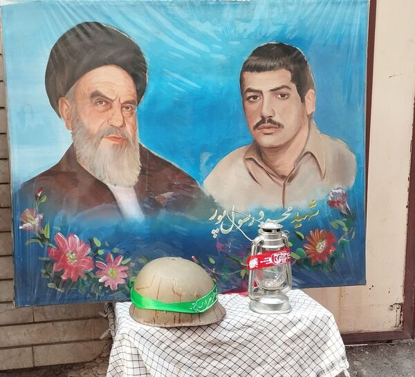 طرح تکریم خانواده شهدا با عنوان آبروی محله