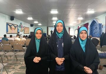نشست جمع‌بندی طرح تحولی در دبستان احمد کاظمی ۲ یزد