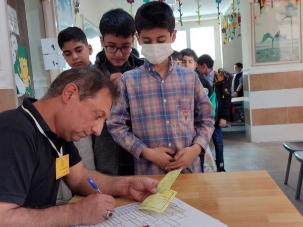 برگزاری دهمین دوره المیپاد رویش در شیراز 