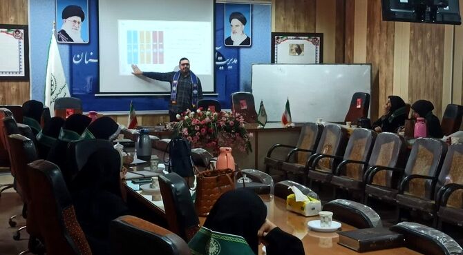 دوره تربیت مربیان پیشتاز کاردان در شهرستان کوهبنان 