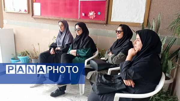 مراسم هفته مازندران و روز دانش‌آموز در دبیرستان یاران امام تیرتاش 