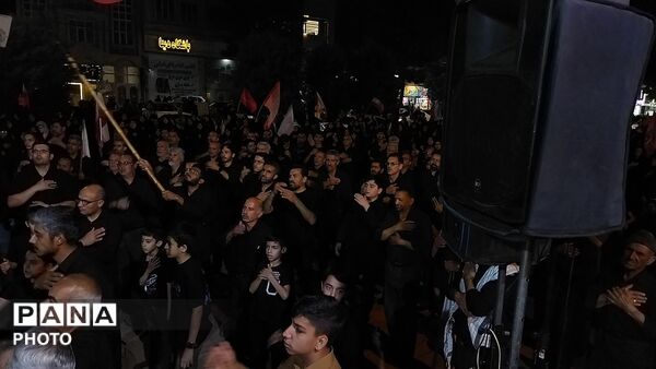 شب تاسوعا در بلوار فضل نیشابور 