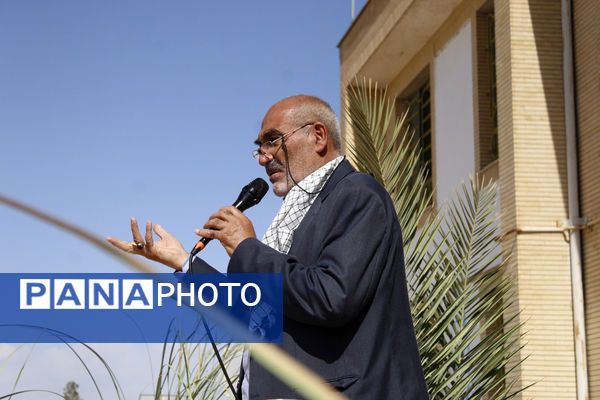 گرامیداشت هفته دفاع مقدس در دبیرستان شریعتی جاجرم