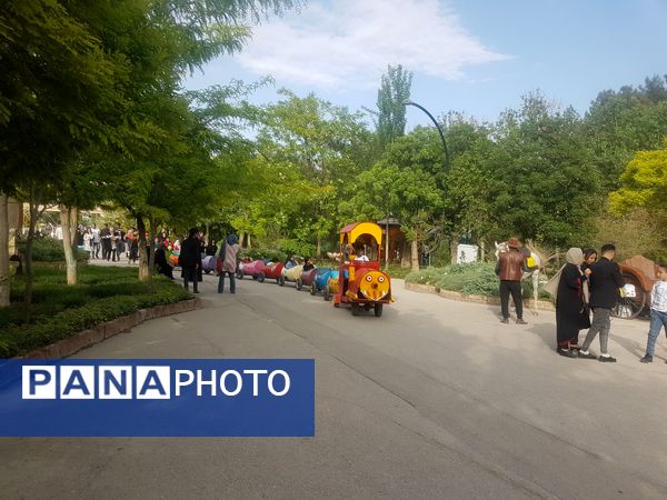 اردیبهشت زیبای باغ گیاهشناسی مشهد